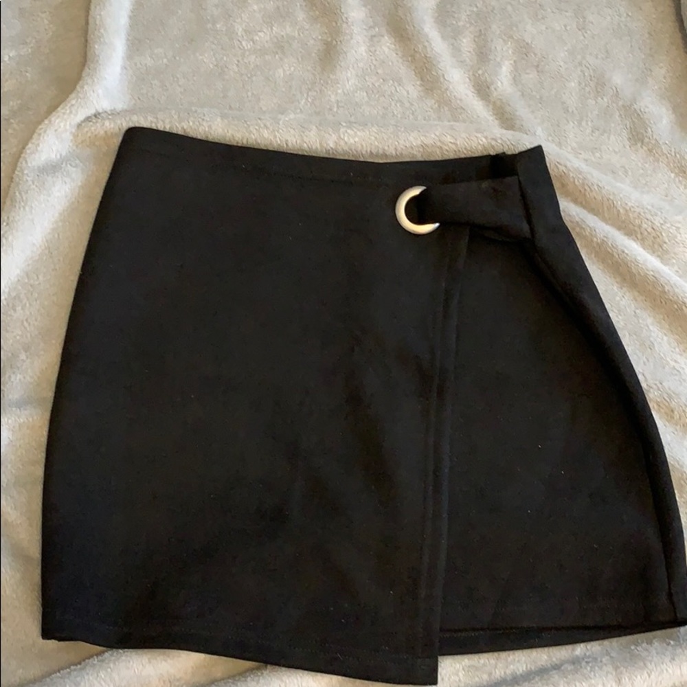 Black suede skirt! Never worn